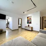 Minani Apartment *