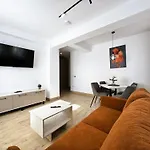 Minani Apartment *